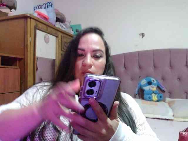 miaabrownn2 webcam