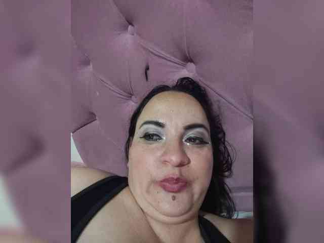 miaabrownn2