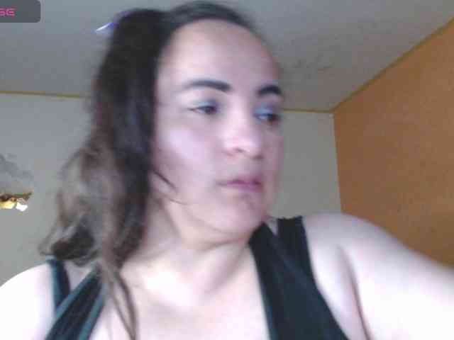miaabrownn2 webcam