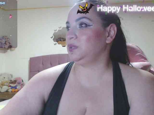 miaabrownn2