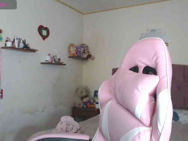 miaabrownn2