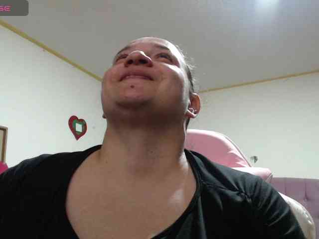 miaabrownn2 webcam