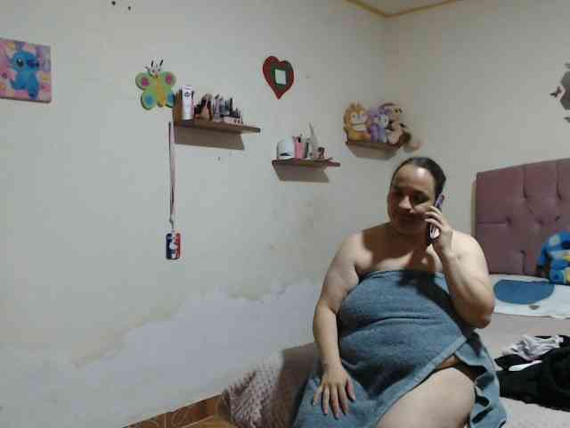 miaabrownn2 webcam