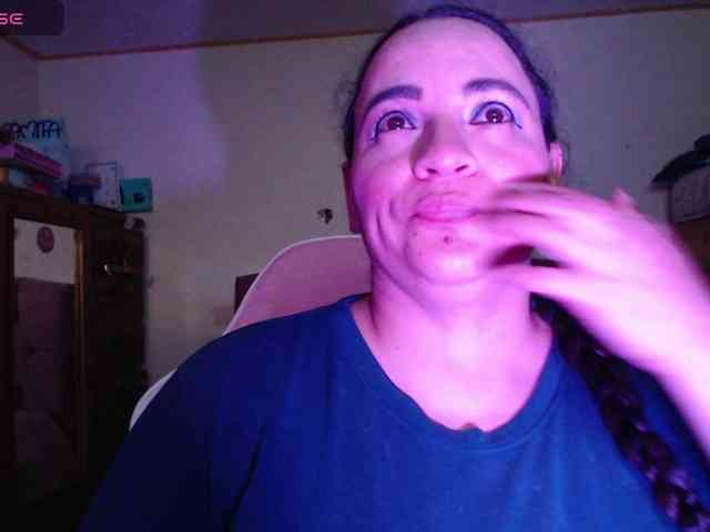 miaabrownn2 webcam