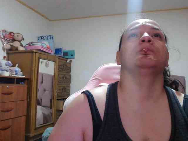 miaabrownn2 webcam