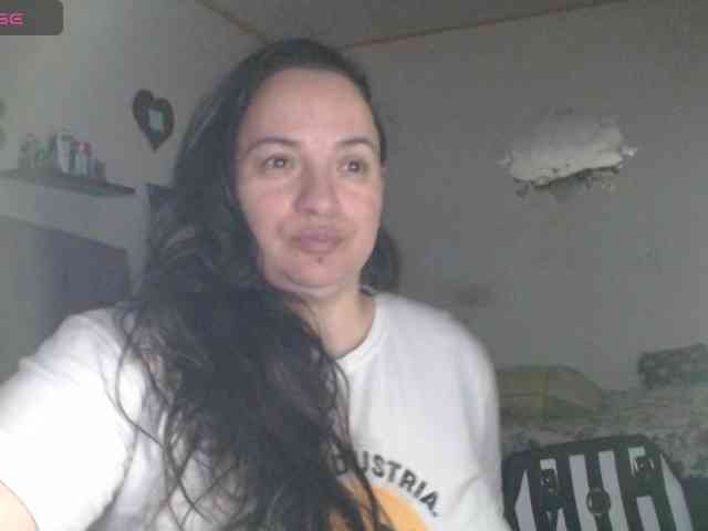 Miaabrownn2