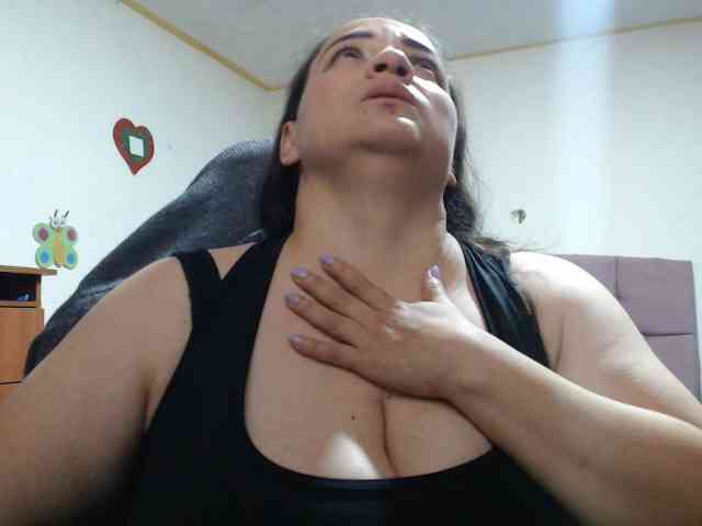 miaabrownn2 webcam