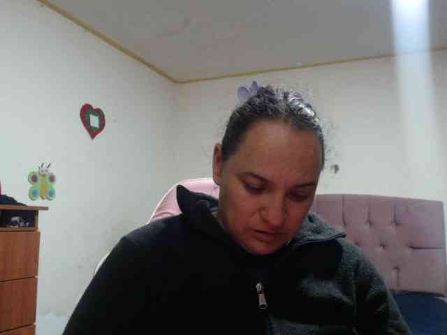 miaabrownn2 webcam