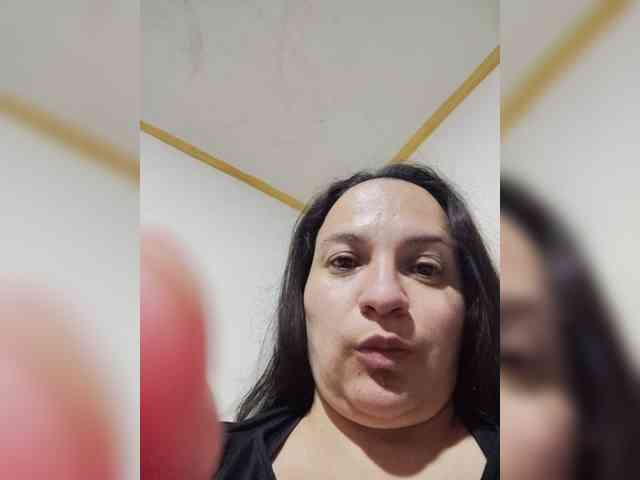 miaabrownn2 webcam