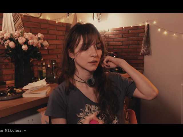 WebCora's BongaCams show and profile