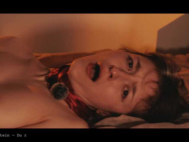 WebCora's BongaCams show and profile