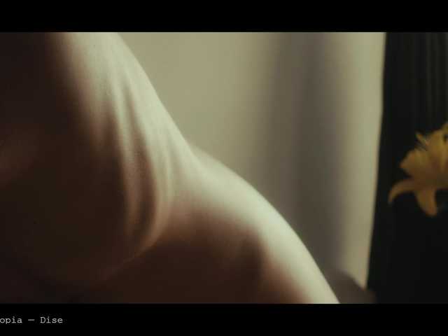 WebCora live cam on BongaCams