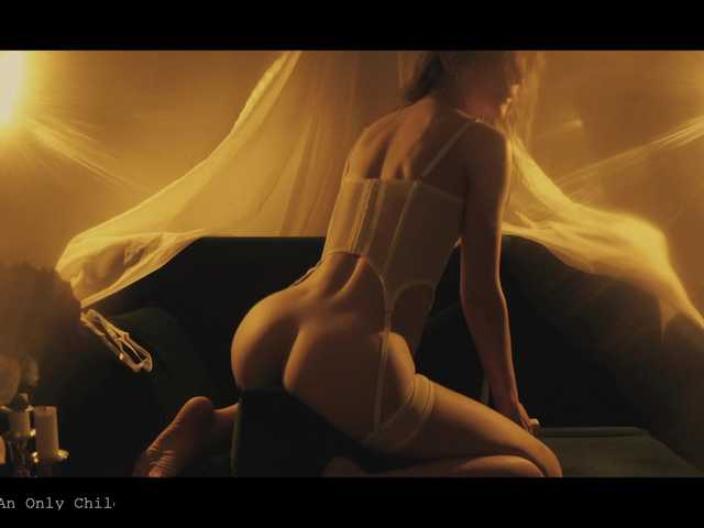 WebCora live cam on BongaCams