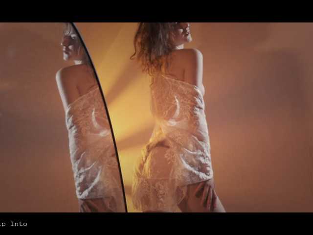 WebCora live cam on BongaCams