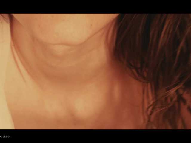 WebCora's BongaCams show and profile