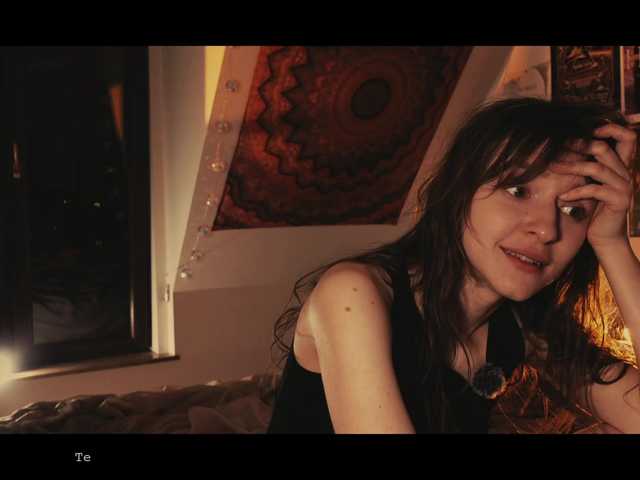 WebCora's BongaCams show and profile