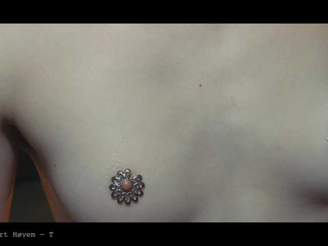 WebCora live cam on BongaCams
