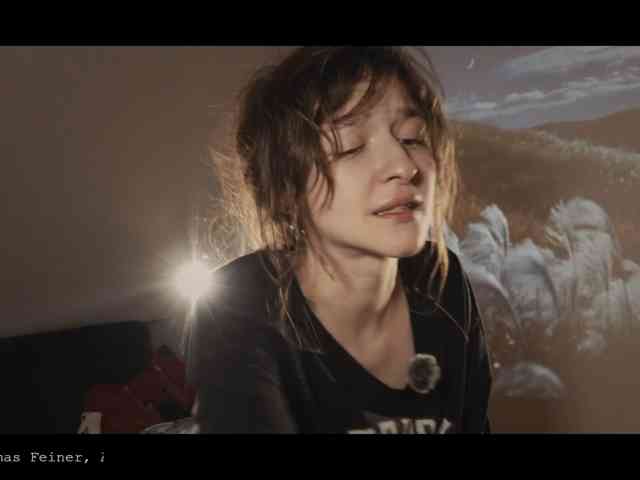 WebCora - Girl 