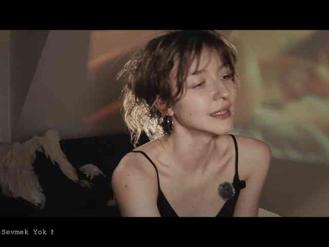 WebCora - Girl 