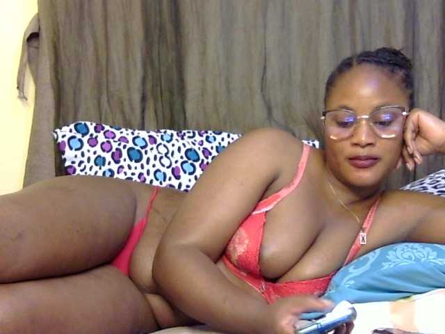 Prettyfibby live cam on BongaCams
