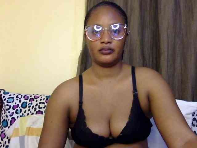 Prettyfibby webcam