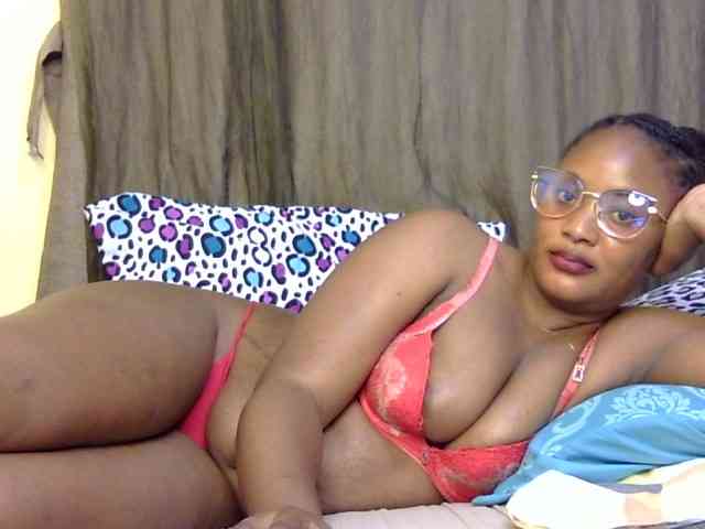Prettyfibby webcam