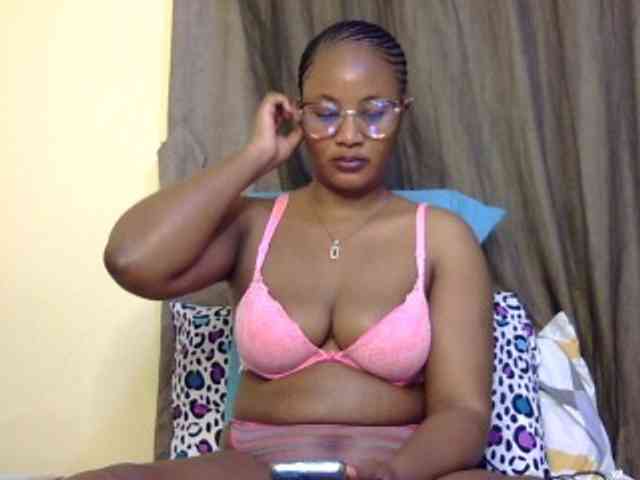 Prettyfibby webcam
