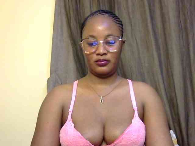 Prettyfibby webcam
