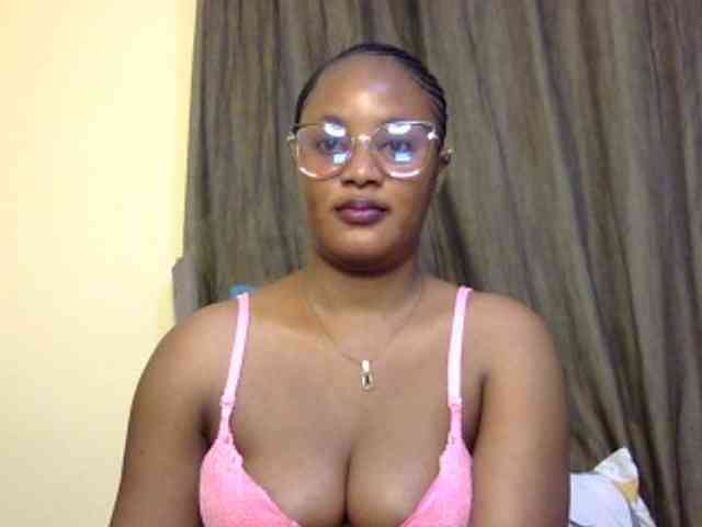 Prettyfibby webcam