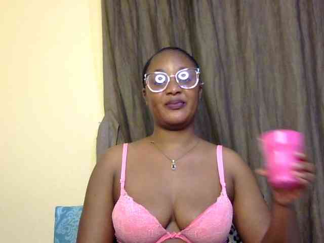Prettyfibby webcam