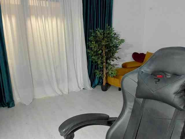 SEXY-GODDESabrina webcam