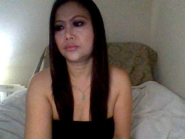 cindyvong, live now on BongaCams