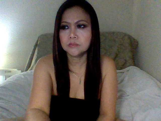 cindyvong, live now on BongaCams