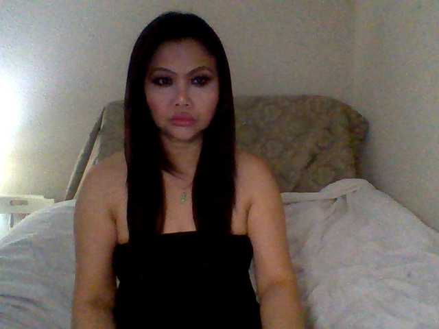 cindyvong, live now on BongaCams