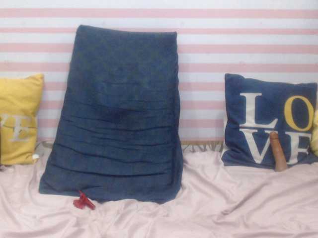 Seductivedirt live webcam show