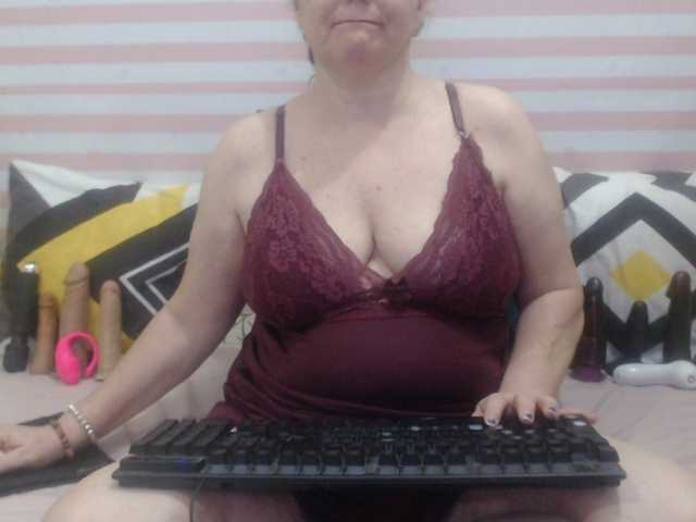 seductivedirt live cam on BongaCams