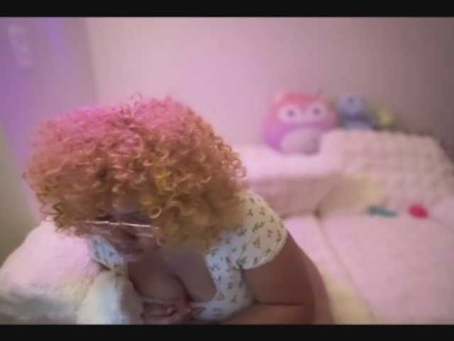 Marinaismad's BongaCams show and profile