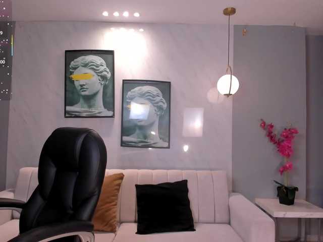 MollySunders live cam on BongaCams