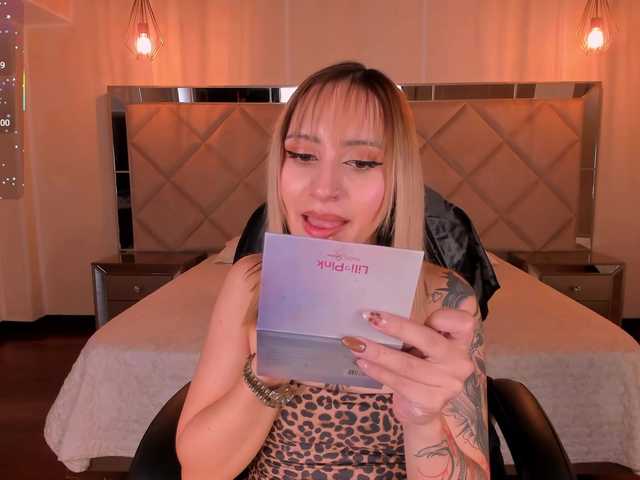 MollySunders live webcam show