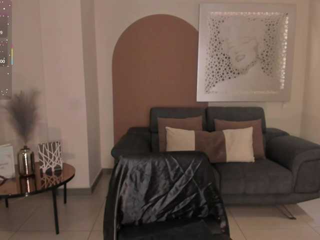 MollySunders live cam on BongaCams