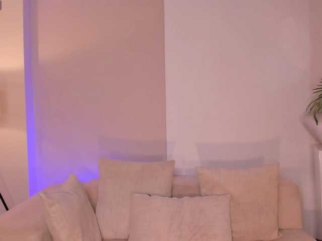 MollySunders live cam on BongaCams