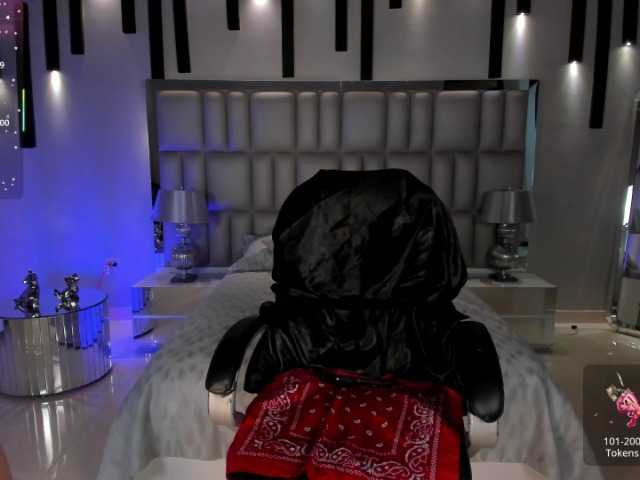 MollySunders live cam on BongaCams