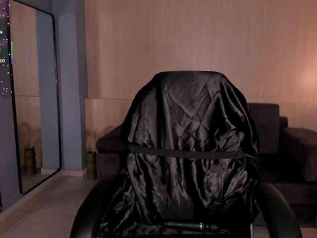 mollysunders's live room