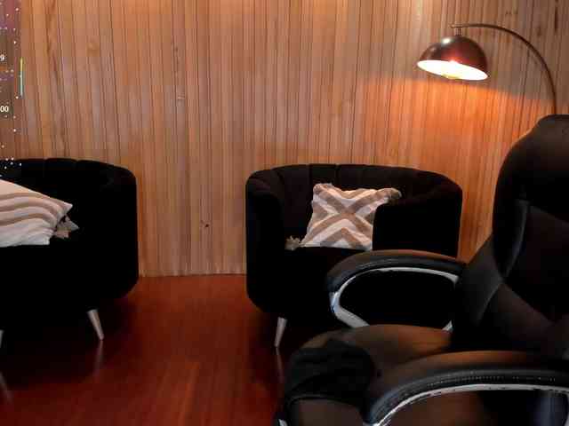 MollySunders webcam