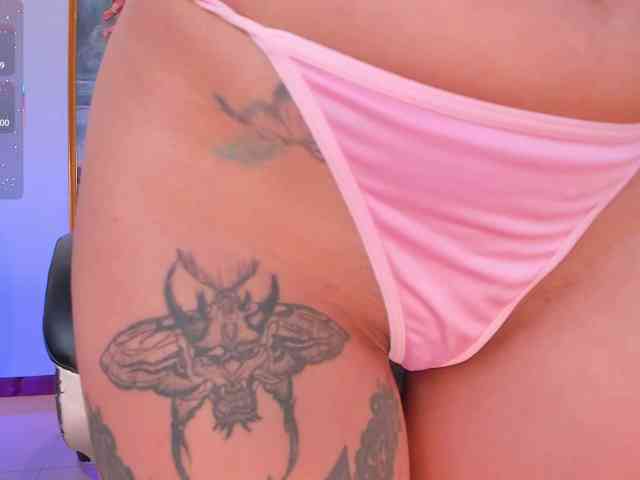 MollySunders webcam
