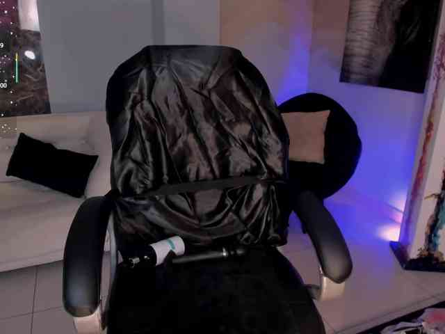 MollySunders webcam