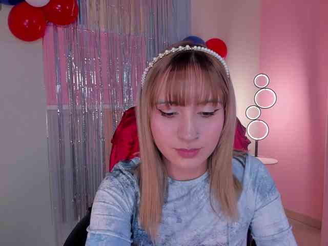 MollySunders webcam