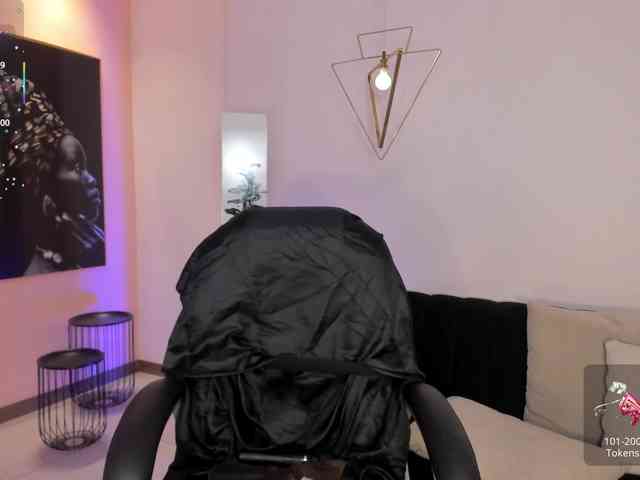 MollySunders webcam