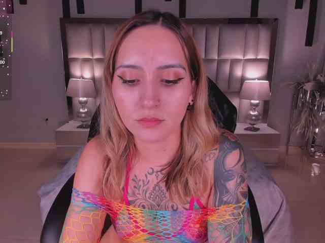 MollySunders webcam