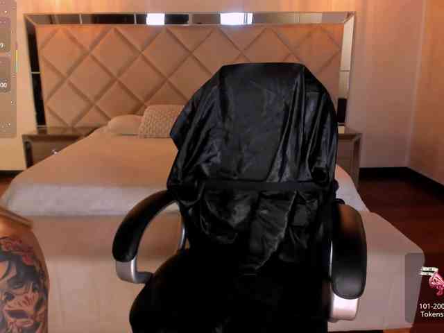 MollySunders webcam